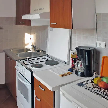 Haus Adria 171s Apartment